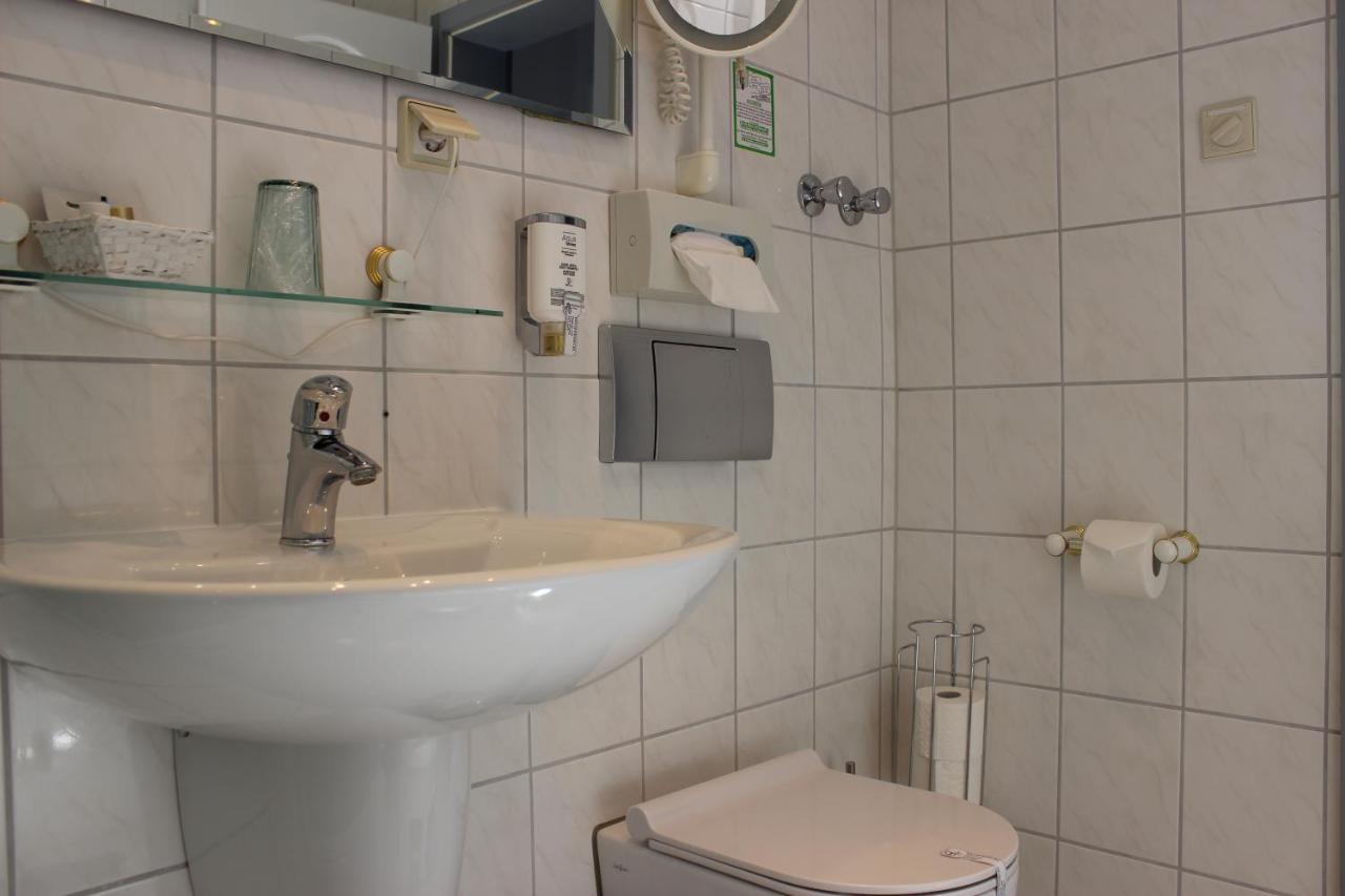 Aalto Hotel Langenhagen  Bagian luar foto
