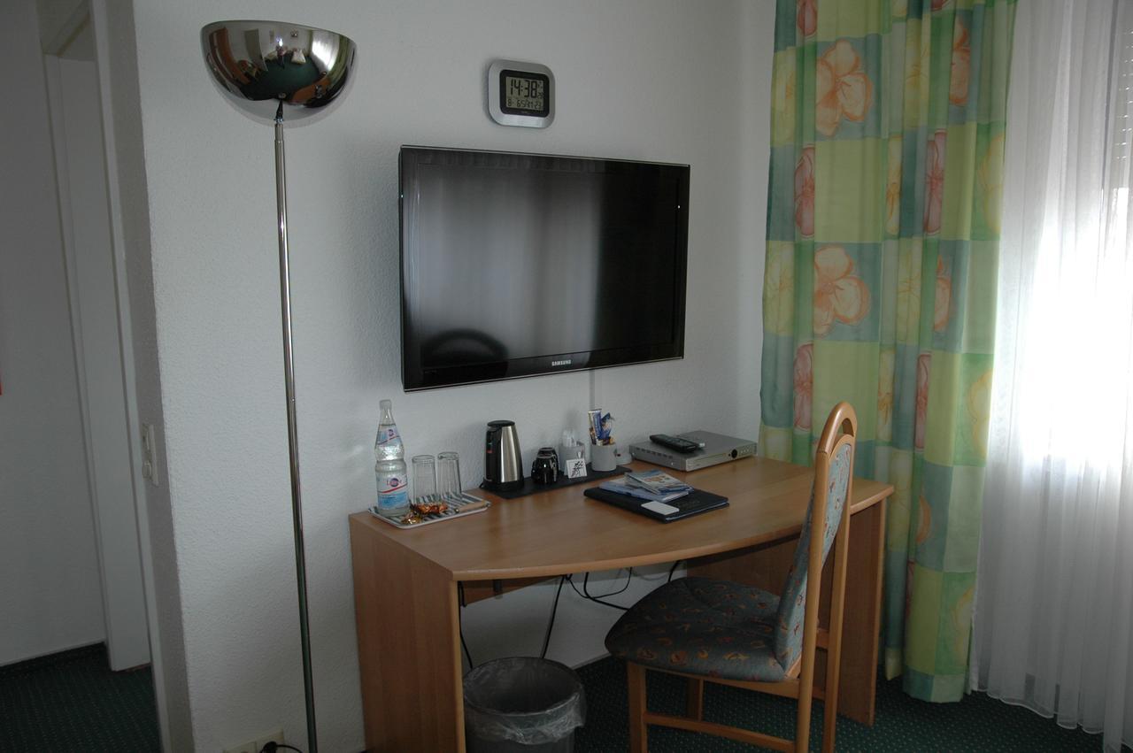 Aalto Hotel Langenhagen  Bagian luar foto